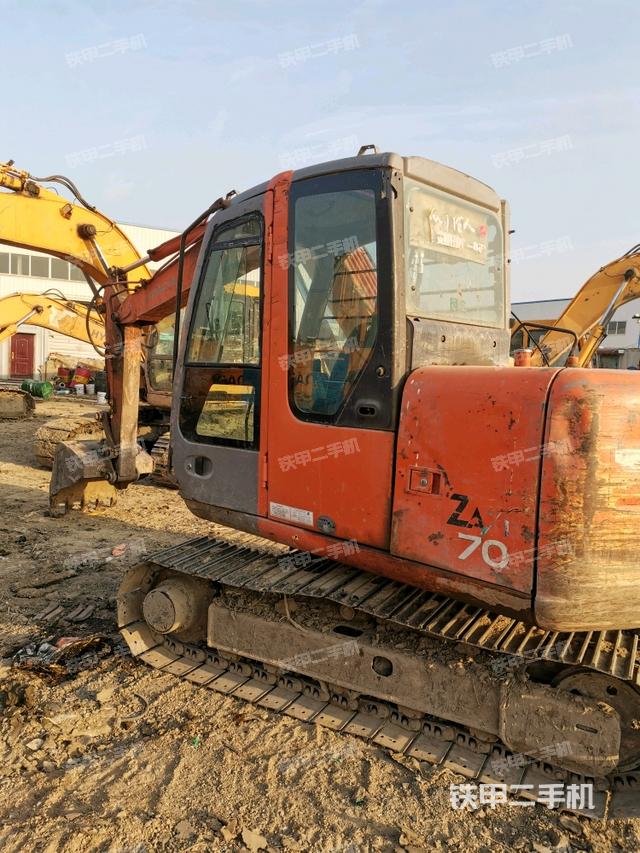 日立zx70挖掘机