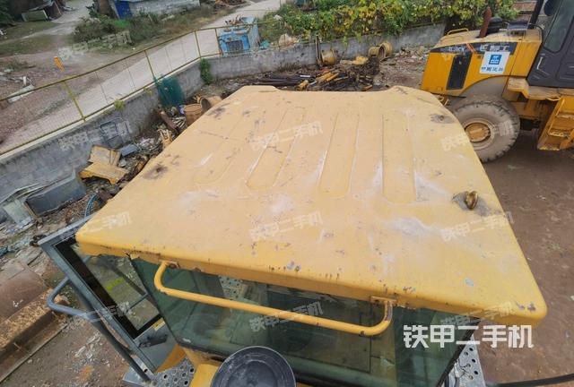 驾驶室顶部 外（驾驶室部分）