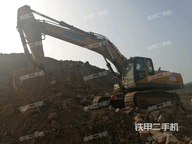 徐工XE470C挖掘机
