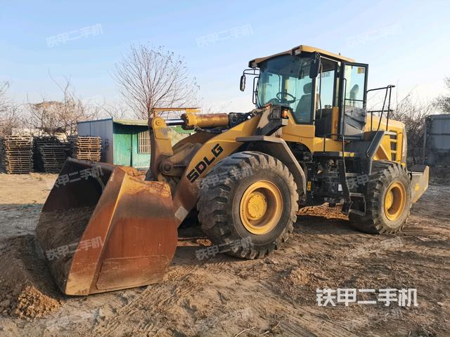 山东临工L956F装载机