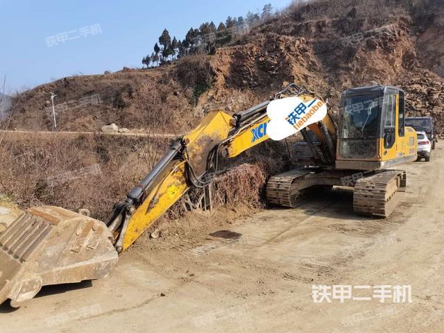 徐工XE150D挖掘机