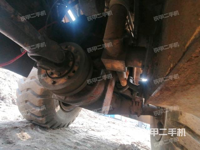 前驱动桥(液压/传动系统) 前驱动桥(液压/传动系统)