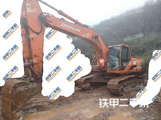 斗山DH220LC-7挖掘機實拍圖片