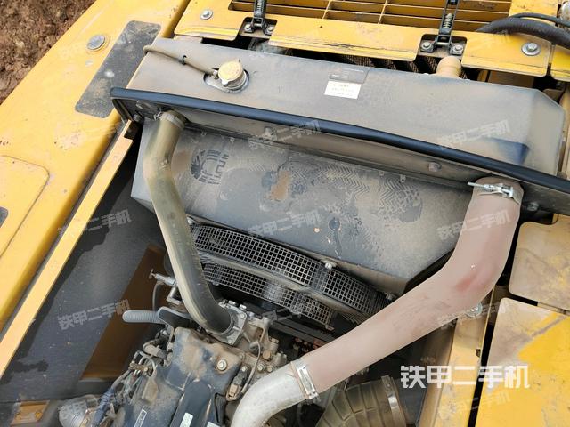 水箱+风扇特写(上车部件) 水箱+风扇特写(上车部件)