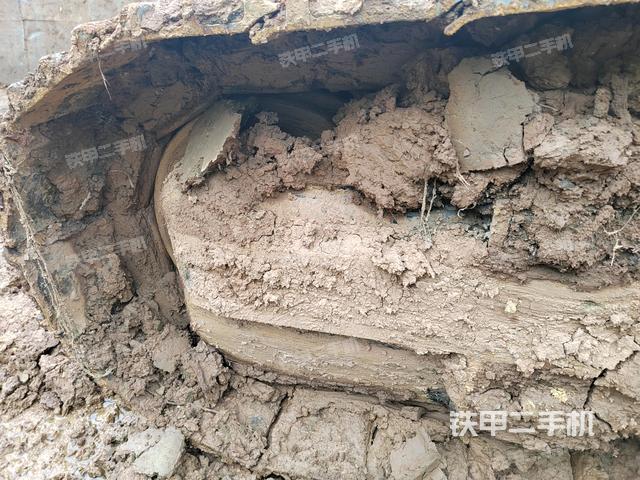 右驱动轮(行走机构) 右驱动轮(行走机构)