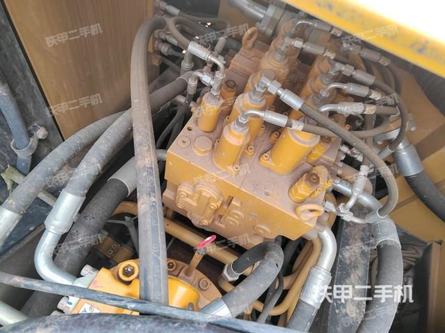 分配阀(上车部件) 分配阀(上车部件)