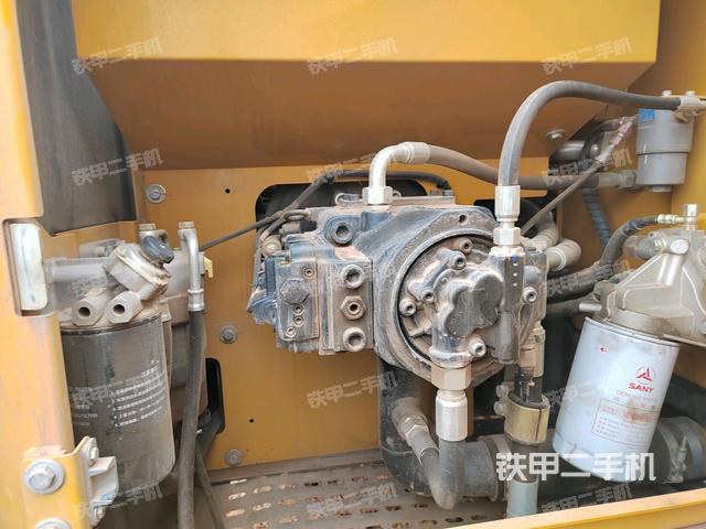 液压泵斜45 左(大件舱室) 液压泵斜45 左(大件舱室)