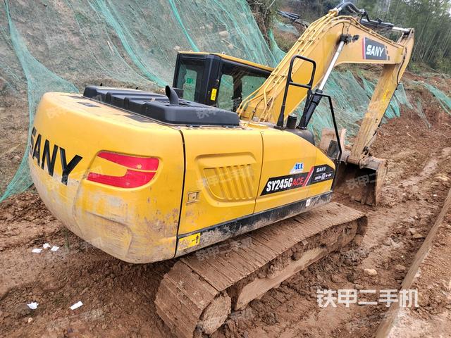 右后45(整机外观) 右后45(整机外观)