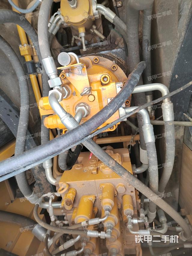 回转马达(上车部件) 回转马达(上车部件)