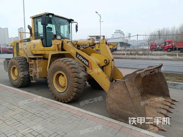 雷沃重工fl956h裝載機