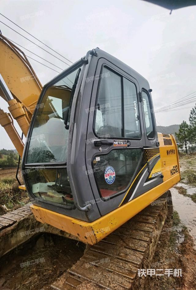 加藤hd5126挖掘机