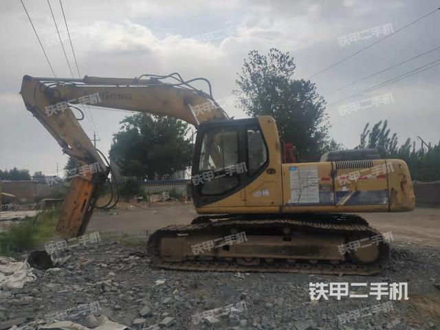 柳工CLG225C挖掘机