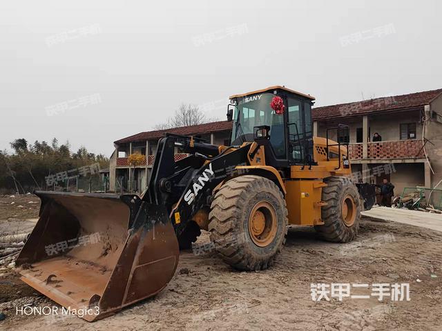 三一重工SW955K1装载机