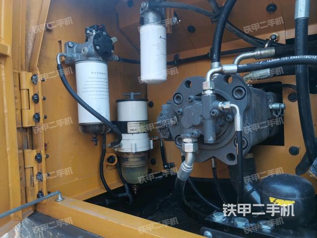 液压泵斜45 右(大件舱室) 液压泵斜45 右(大件舱室)