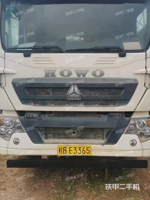 亚特重工TZ5317GJBZG8E1搅拌运输车