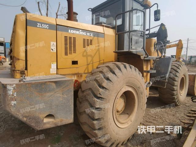 右后45°(整机外观) 右后45°(整机外观)