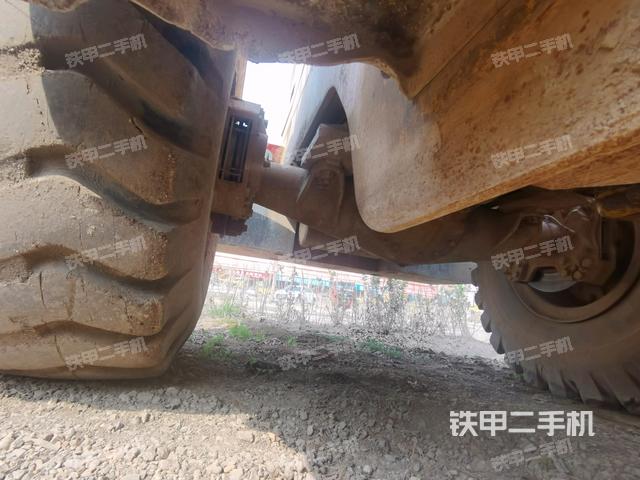 后驱动桥(液压/传动系统) 后驱动桥(液压/传动系统)