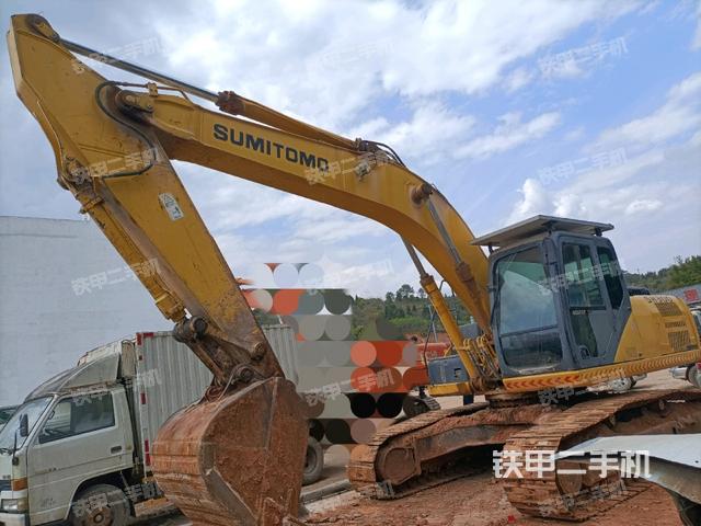 住友SH240-5挖掘机
