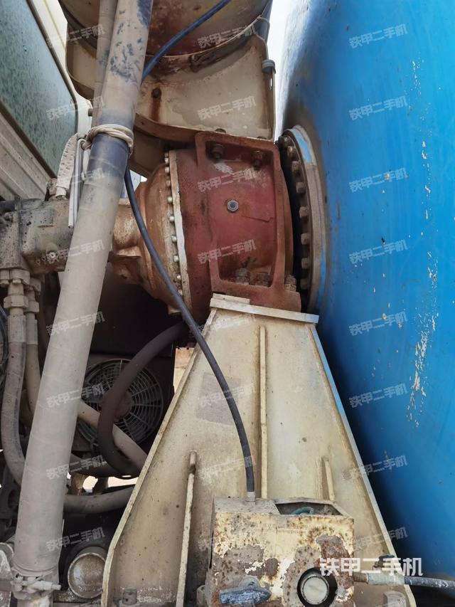 驾驶室操作台（设备外观及核心部件）