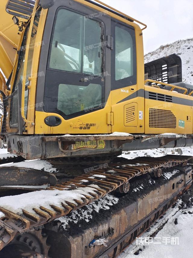 驾驶室正侧（驾驶室部分）