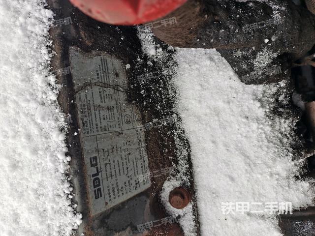 气门室盖螺丝特写（上车部件）