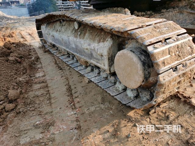 单侧履带整体（整机外观）