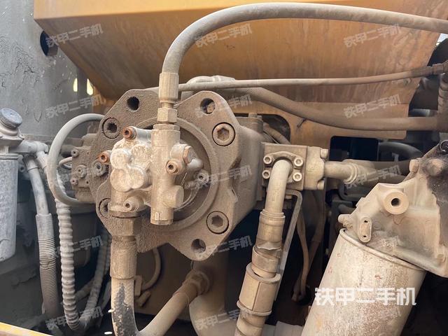 液压泵斜45 右（大件舱室）