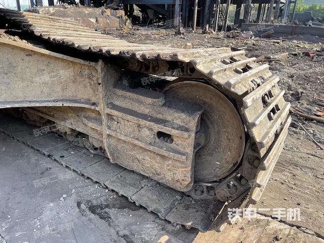 右侧履带整体（行走机构）