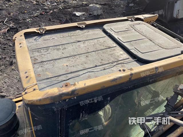 驾驶室顶部俯视（上车部件）