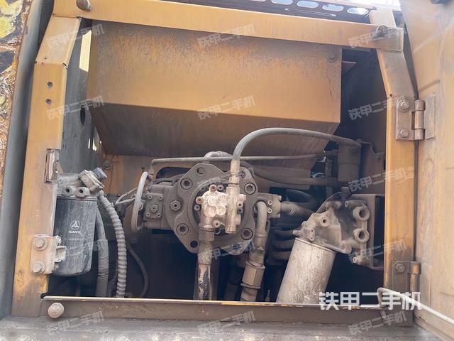 液压泵室（大件舱室）