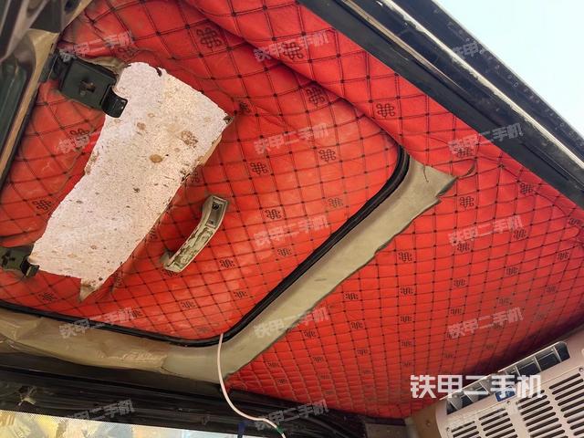 顶棚整体（驾驶室部分）