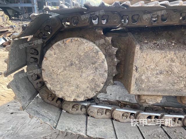 右侧行走马达盖板（行走机构）