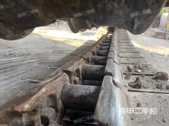 左驱动轮（行走机构）