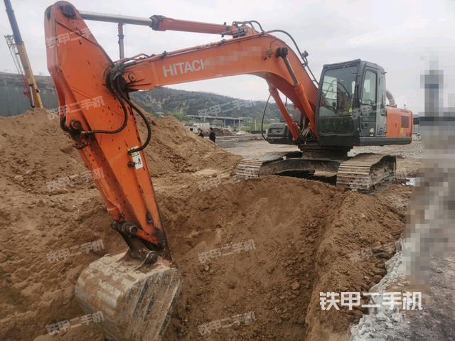 日立ZX240-3G挖掘机