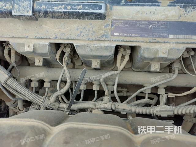 气门室盖螺丝特写（上车部件）