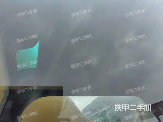 顶棚整体（驾驶室部分）