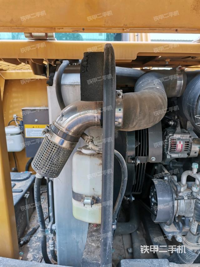 水箱+风扇特写(上车部件) 水箱+风扇特写(上车部件)