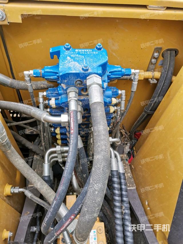 分配阀(上车部件) 分配阀(上车部件)