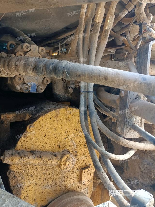 荆门市二手山东临工l952装载机-变速箱实拍图-354