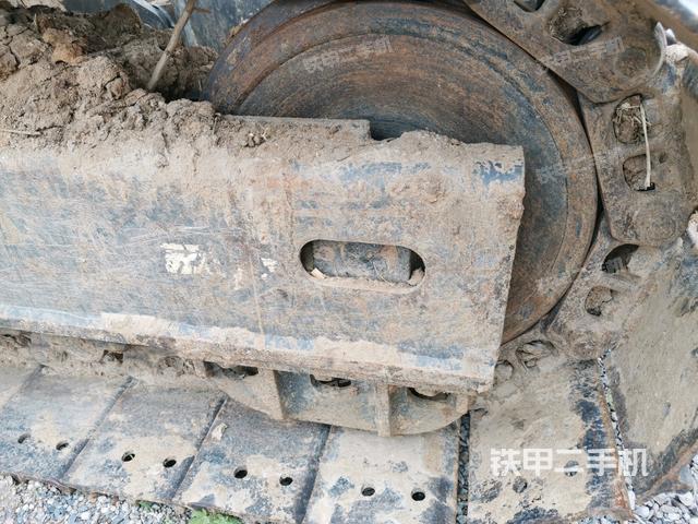 右导向轮(行走机构) 右导向轮(行走机构)