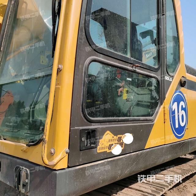 驾驶室左前45度（驾驶室部分）