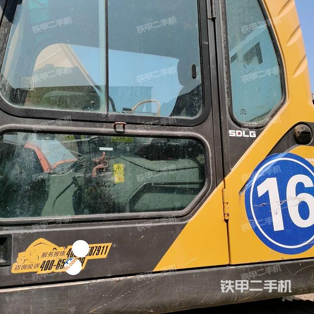 驾驶室正侧（驾驶室部分）