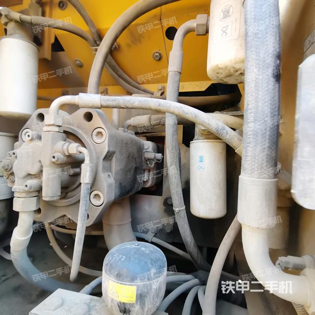 液压泵斜45 右（大件舱室）