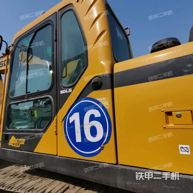 驾驶室左后45度（驾驶室部分）