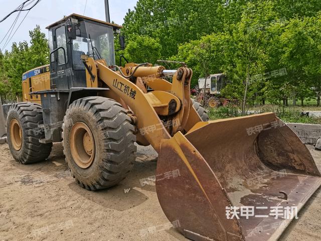 右前45°(整机外观) 右前45°(整机外观)