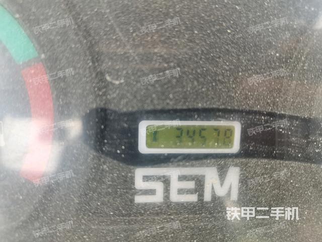 操作杆  档位(驾驶室部分) 操作杆  档位(驾驶室部分)