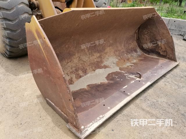 铲斗后45°(工作装置) 铲斗后45°(工作装置)