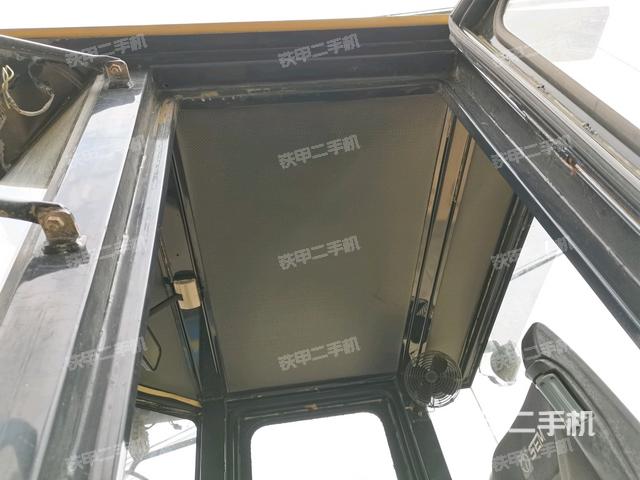 顶棚整体  内（驾驶室部分）