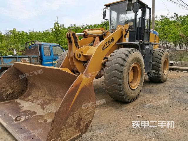 山工SEM652D装载机