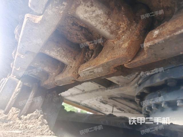 左侧行走马达盖板(行走机构) 左侧行走马达盖板(行走机构)